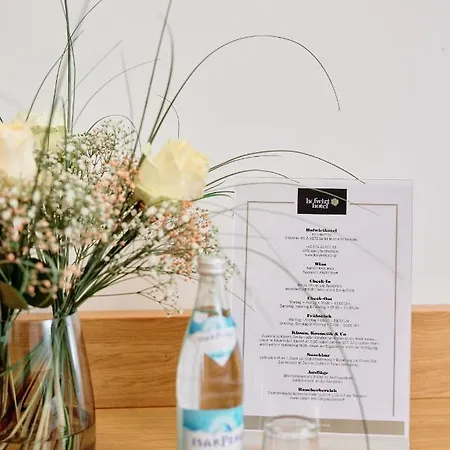 Hofwirthotel מלון