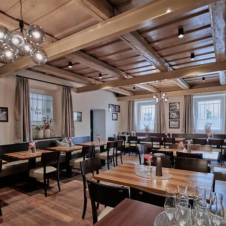 Hofwirthotel מלון